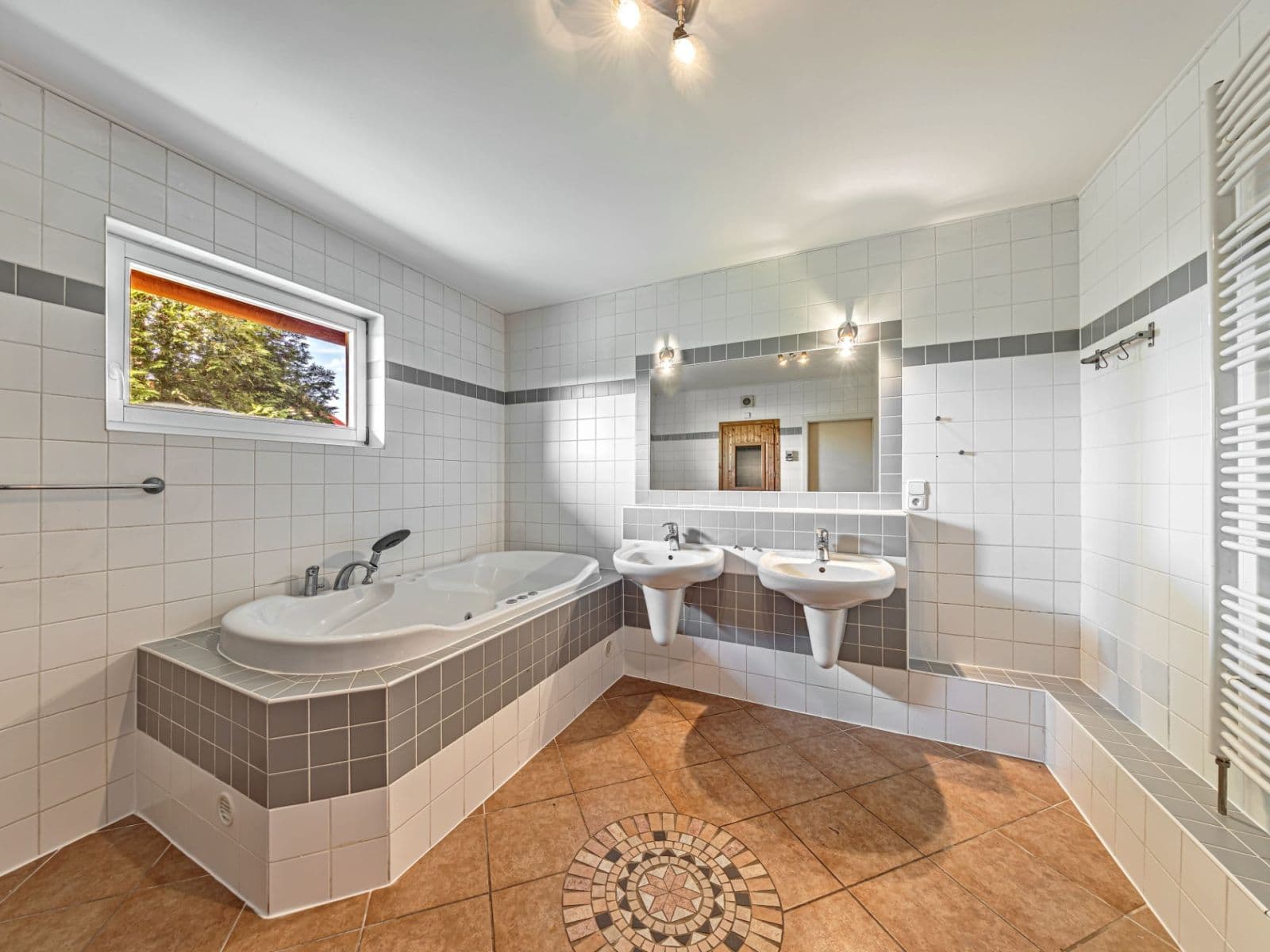 Prodej domu 230 m², pozemek 492 m², Přední, Zvole, Středočeský kraj Prodej domu 230 m², pozemek 492 m², Přední, Zvole, Středočeský kraj