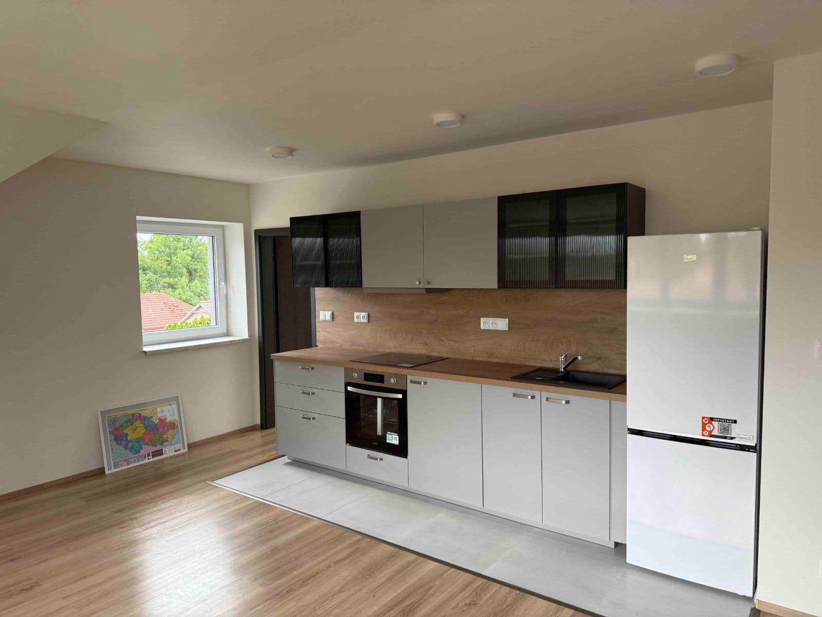 Pronájem bytu 2+kk 50 m², Průběžná, Bobnice, Středočeský kraj Pronájem bytu 2+kk 50 m², Průběžná, Bobnice, Středočeský kraj