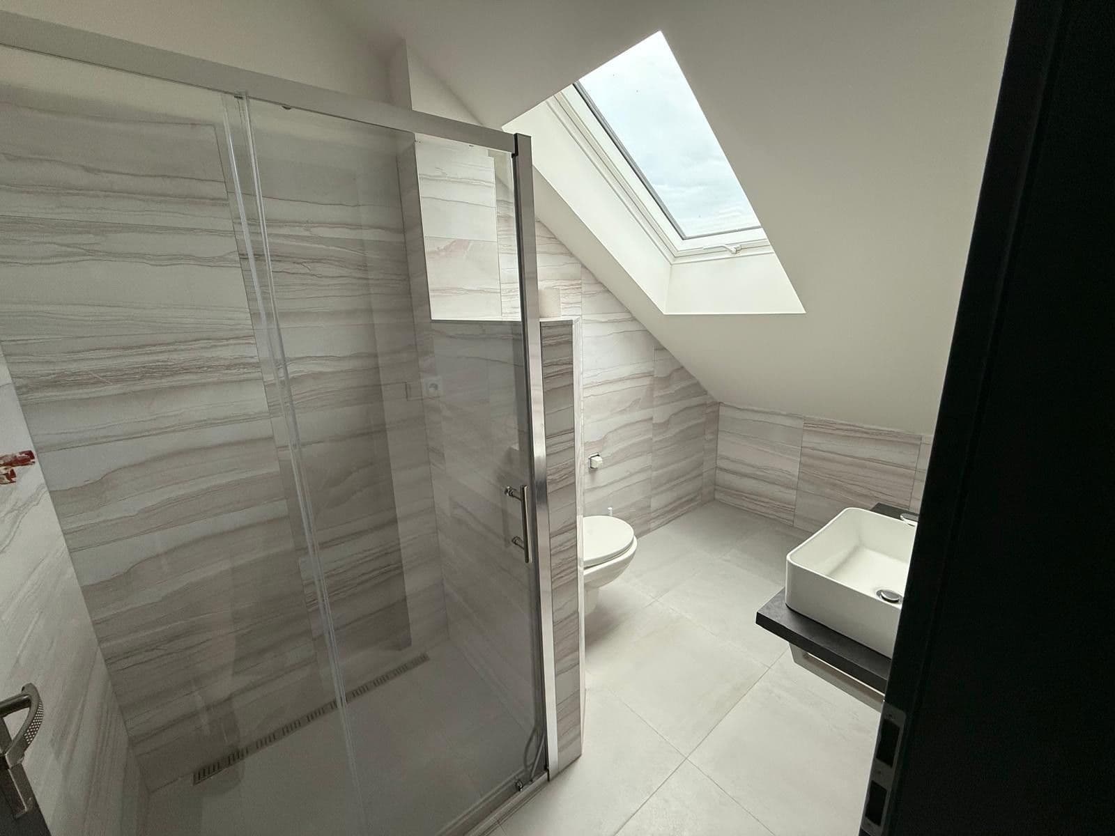 Pronájem bytu 2+kk 50 m², Průběžná, Bobnice, Středočeský kraj Pronájem bytu 2+kk 50 m², Průběžná, Bobnice, Středočeský kraj