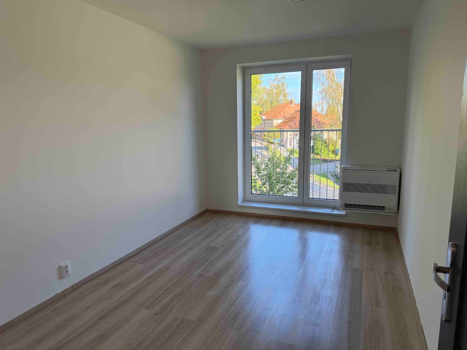 Pronájem bytu 2+1 50 m², Průběžná, Bobnice, Středočeský kraj Pronájem bytu 2+1 50 m², Průběžná, Bobnice, Středočeský kraj