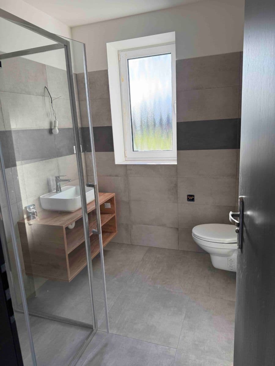 Pronájem bytu 2+1 50 m², Průběžná, Bobnice, Středočeský kraj Pronájem bytu 2+1 50 m², Průběžná, Bobnice, Středočeský kraj