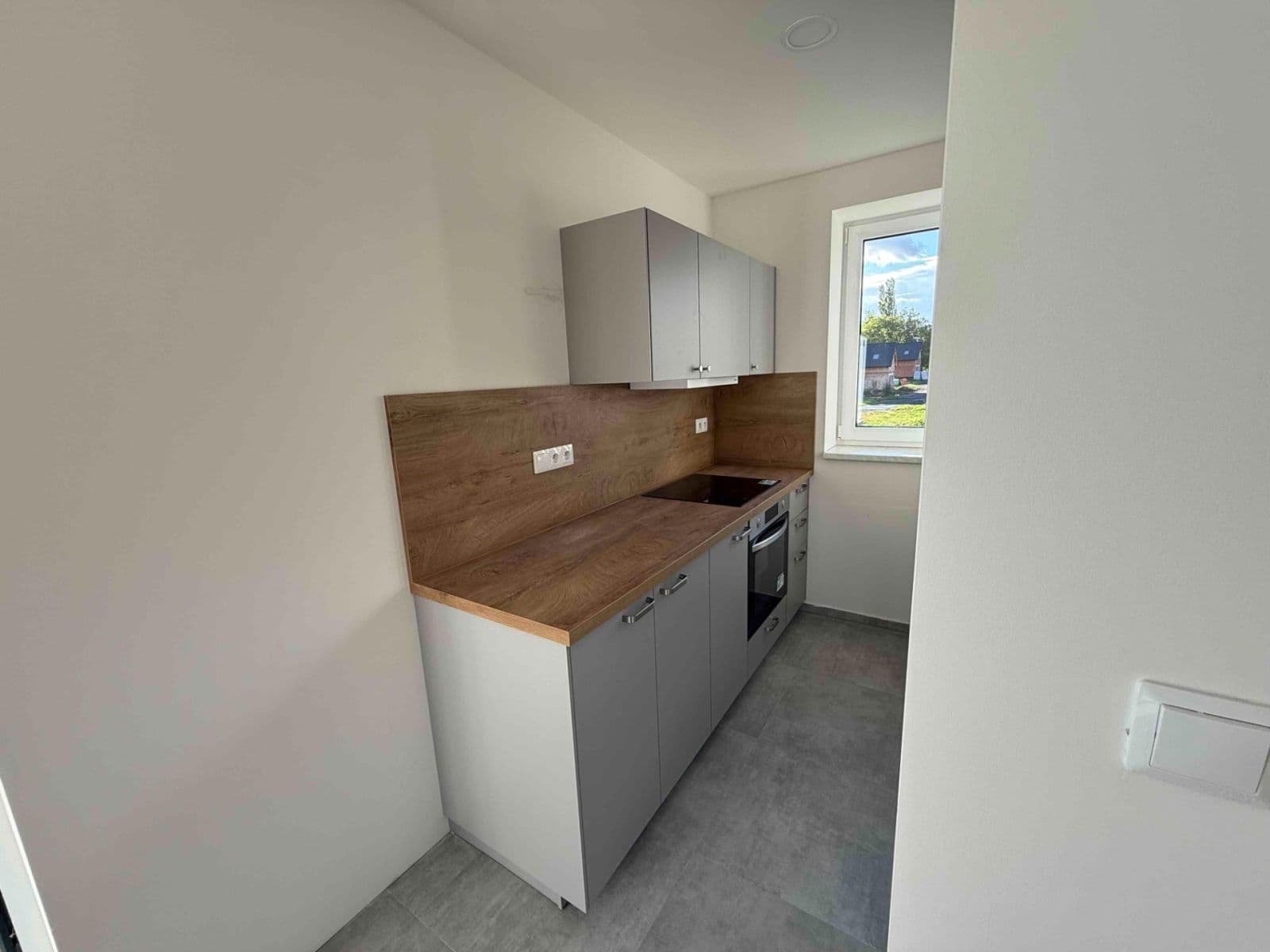 Pronájem bytu 2+1 50 m², Průběžná, Bobnice, Středočeský kraj Pronájem bytu 2+1 50 m², Průběžná, Bobnice, Středočeský kraj
