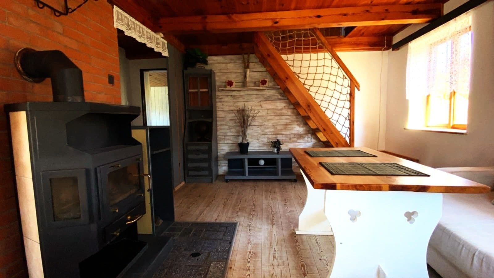 Prodej chaty, chalupy 114 m², pozemek 290 m², Nová Cerekev, Kraj Vysočina Prodej chaty, chalupy 114 m², pozemek 290 m², Nová Cerekev, Kraj Vysočina