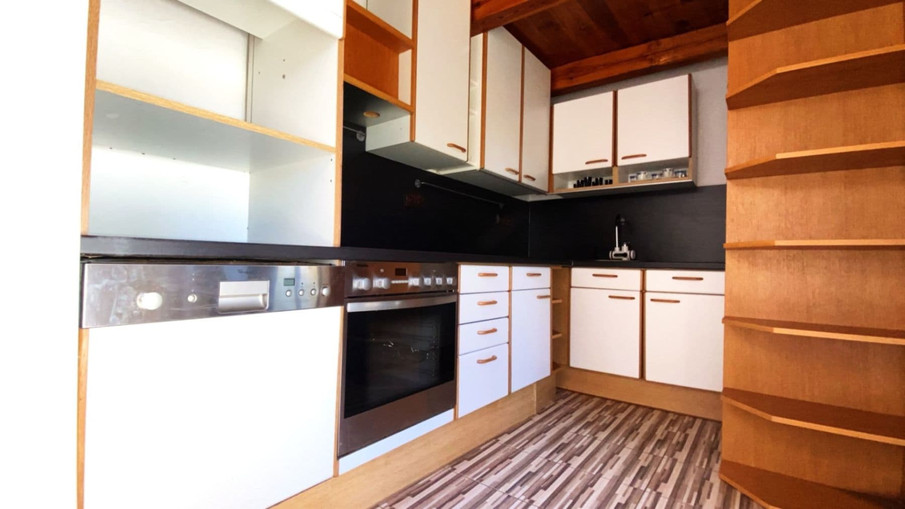 Prodej chaty, chalupy 114 m², pozemek 290 m², Nová Cerekev, Kraj Vysočina Prodej chaty, chalupy 114 m², pozemek 290 m², Nová Cerekev, Kraj Vysočina