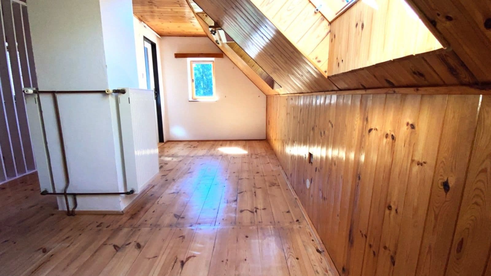Prodej chaty, chalupy 114 m², pozemek 290 m², Nová Cerekev, Kraj Vysočina Prodej chaty, chalupy 114 m², pozemek 290 m², Nová Cerekev, Kraj Vysočina