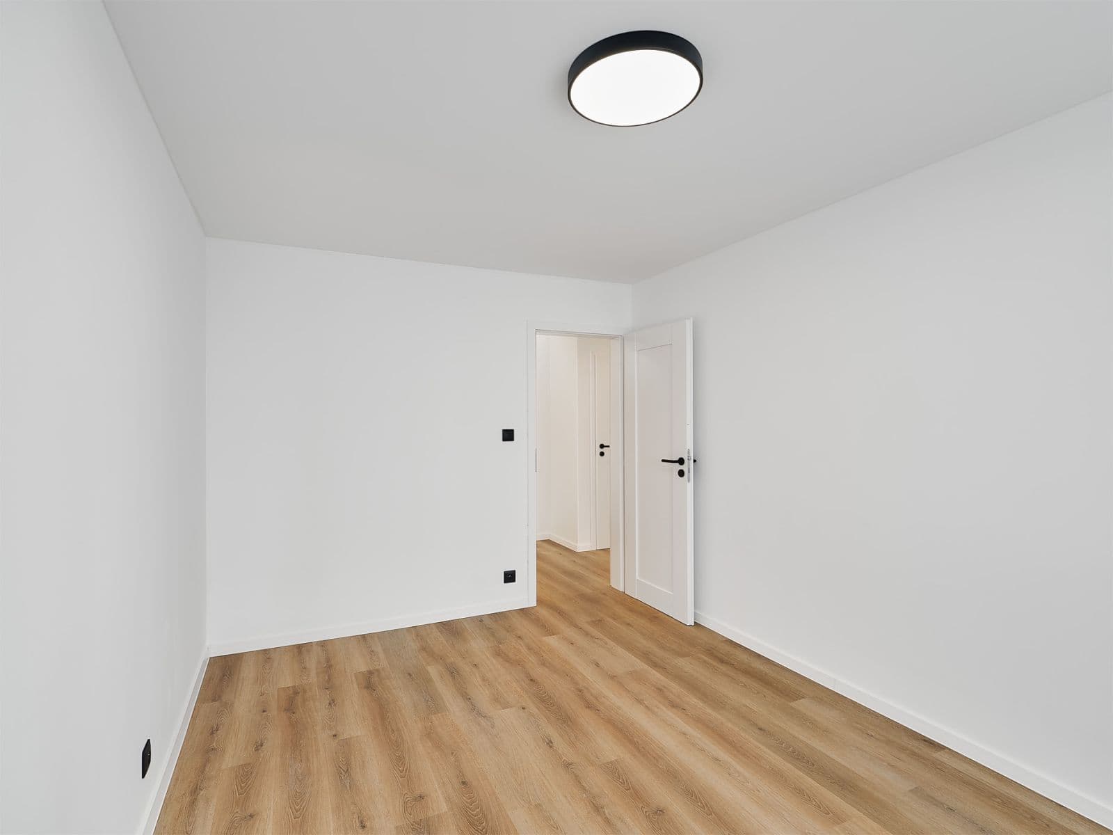 Prodej bytu 4+kk 78 m², Hlavní, Praha, Praha Prodej bytu 4+kk 78 m², Hlavní, Praha, Praha