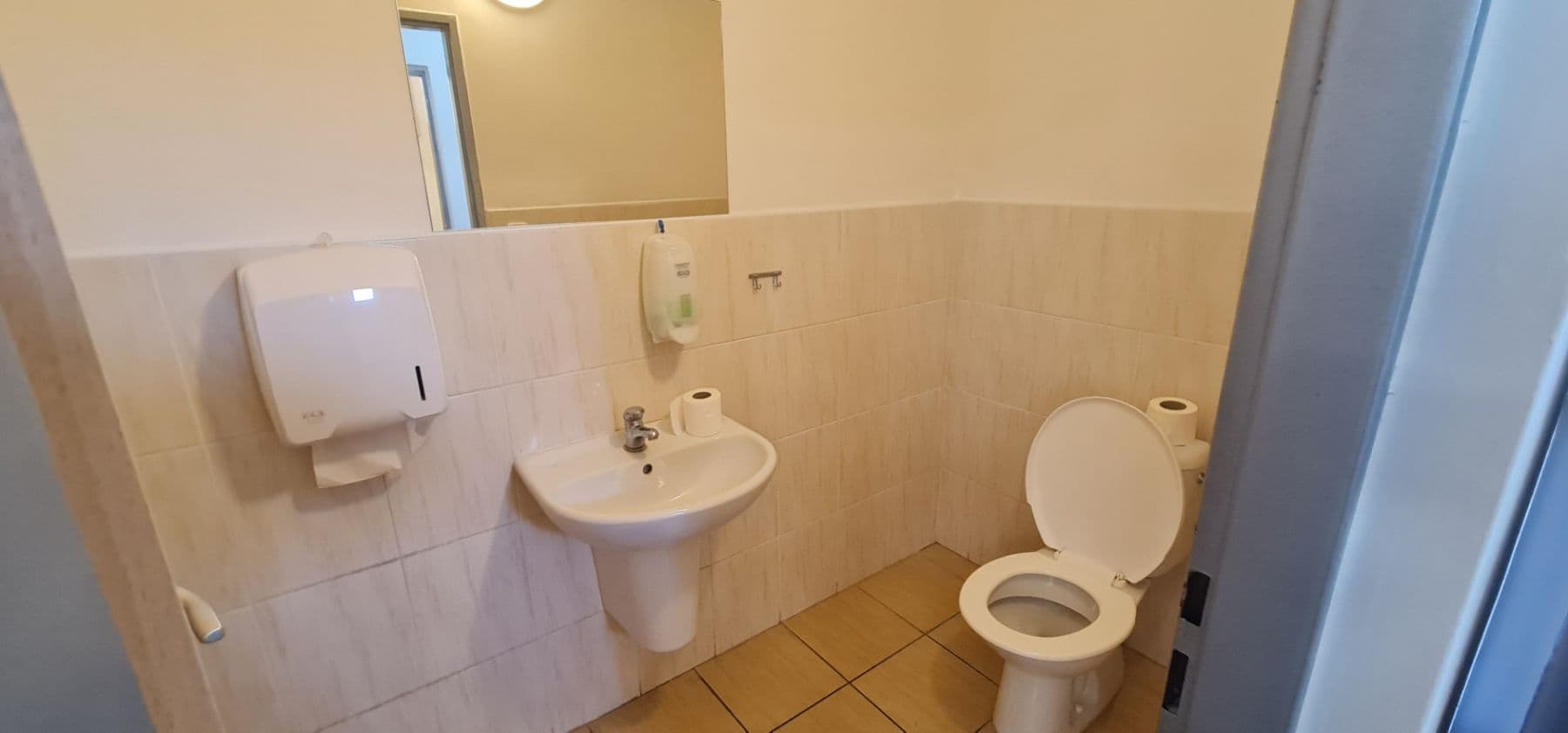 Pronájem kanceláře 60 m², Nad Porubkou, Ostrava, Moravskoslezský kraj Pronájem kanceláře 60 m², Nad Porubkou, Ostrava, Moravskoslezský kraj