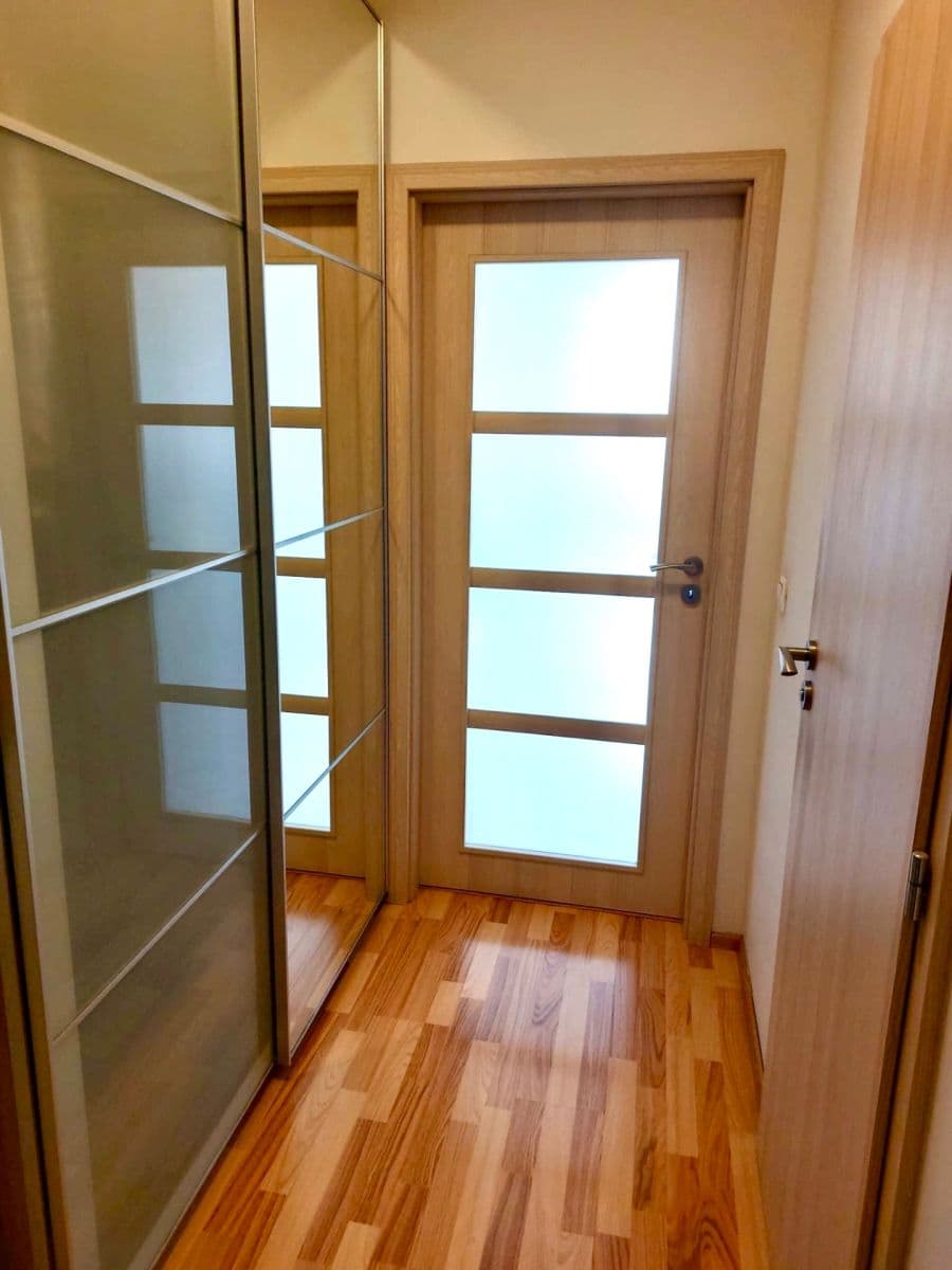 Pronájem bytu 2+kk 44 m², Freyova, Praha, Praha Pronájem bytu 2+kk 44 m², Freyova, Praha, Praha
