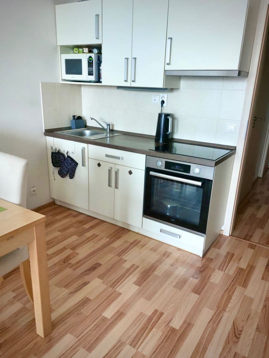 Pronájem bytu 2+kk 44 m², Freyova, Praha, Praha Pronájem bytu 2+kk 44 m², Freyova, Praha, Praha