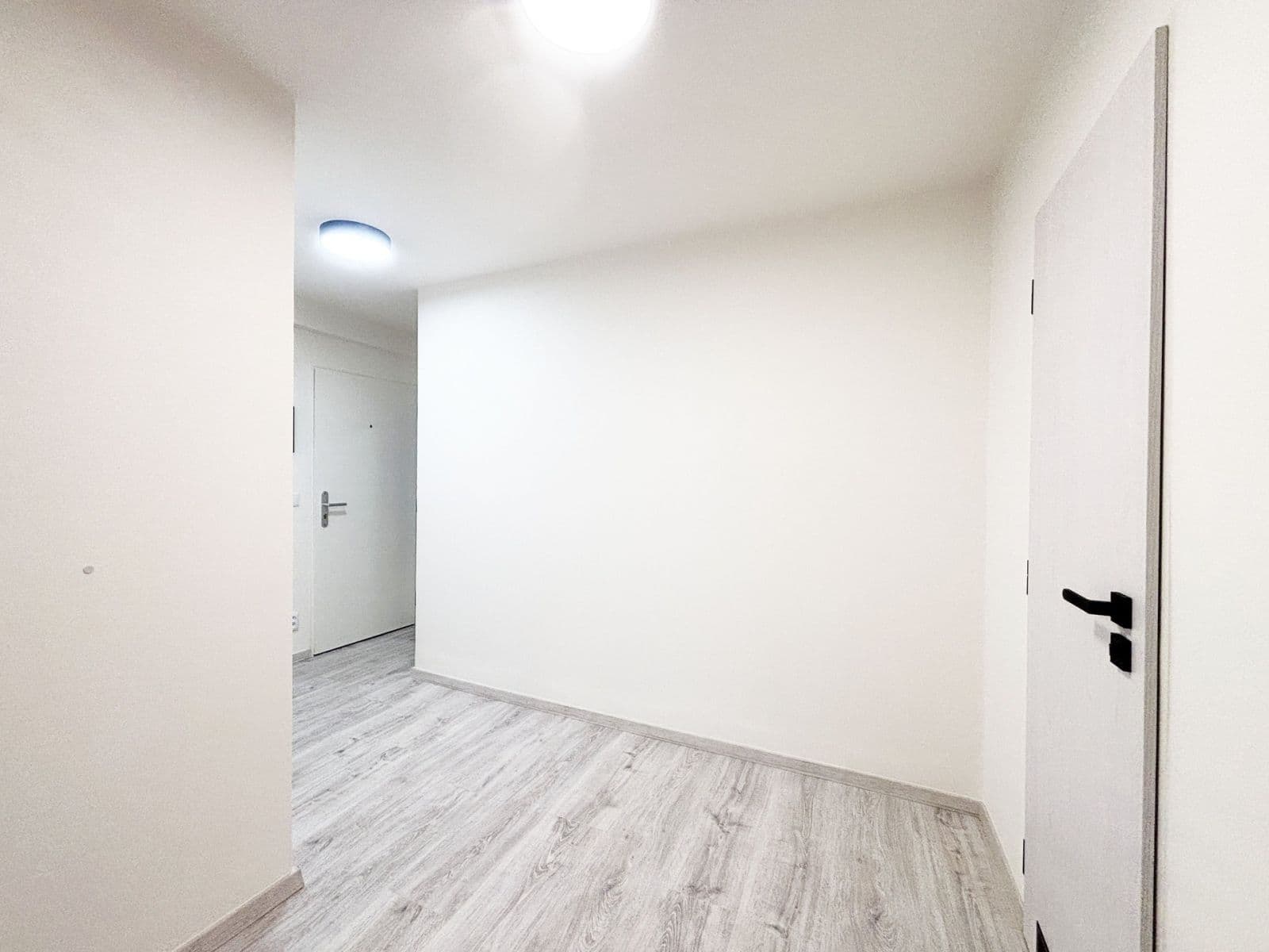 Pronájem bytu 1+1 43 m², U plynárny, Praha, Praha Pronájem bytu 1+1 43 m², U plynárny, Praha, Praha