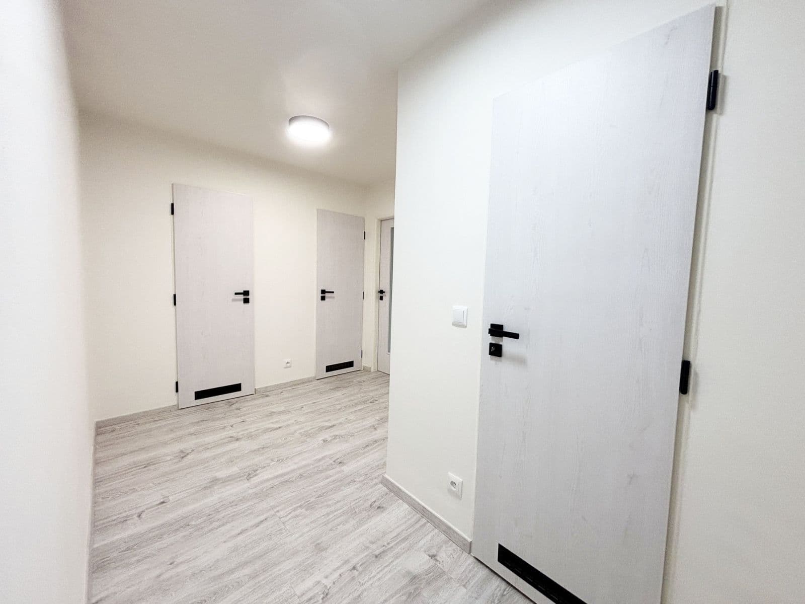 Pronájem bytu 1+1 43 m², U plynárny, Praha, Praha Pronájem bytu 1+1 43 m², U plynárny, Praha, Praha
