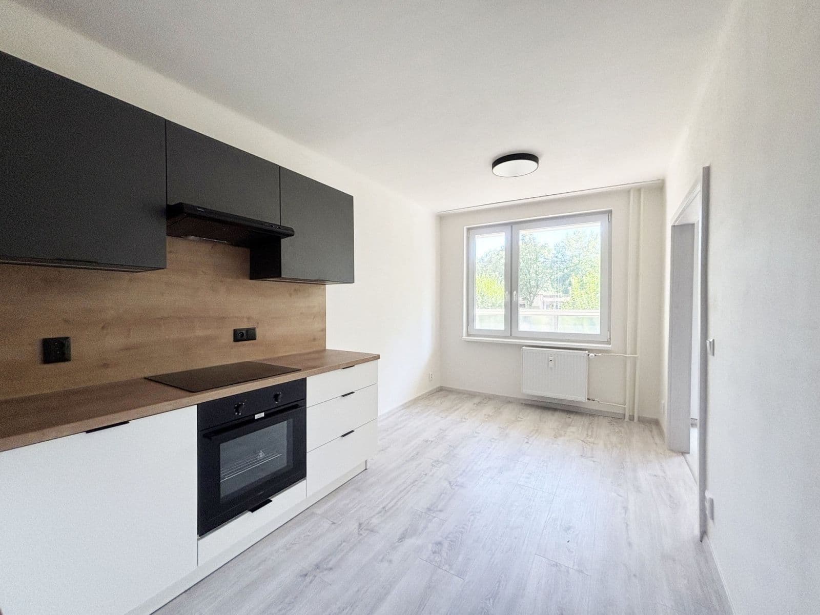 Pronájem bytu 1+1 43 m², U plynárny, Praha, Praha Pronájem bytu 1+1 43 m², U plynárny, Praha, Praha