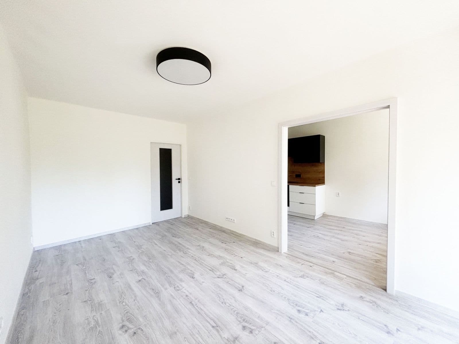 Pronájem bytu 1+1 43 m², U plynárny, Praha, Praha Pronájem bytu 1+1 43 m², U plynárny, Praha, Praha