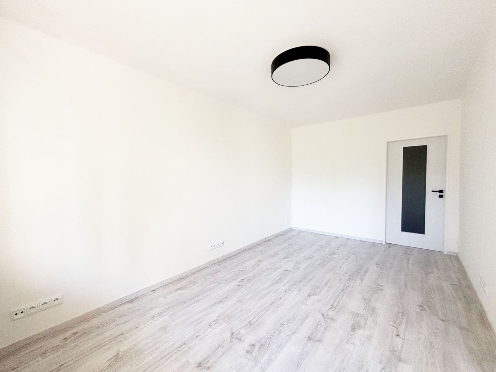Pronájem bytu 1+1 43 m², U plynárny, Praha, Praha Pronájem bytu 1+1 43 m², U plynárny, Praha, Praha