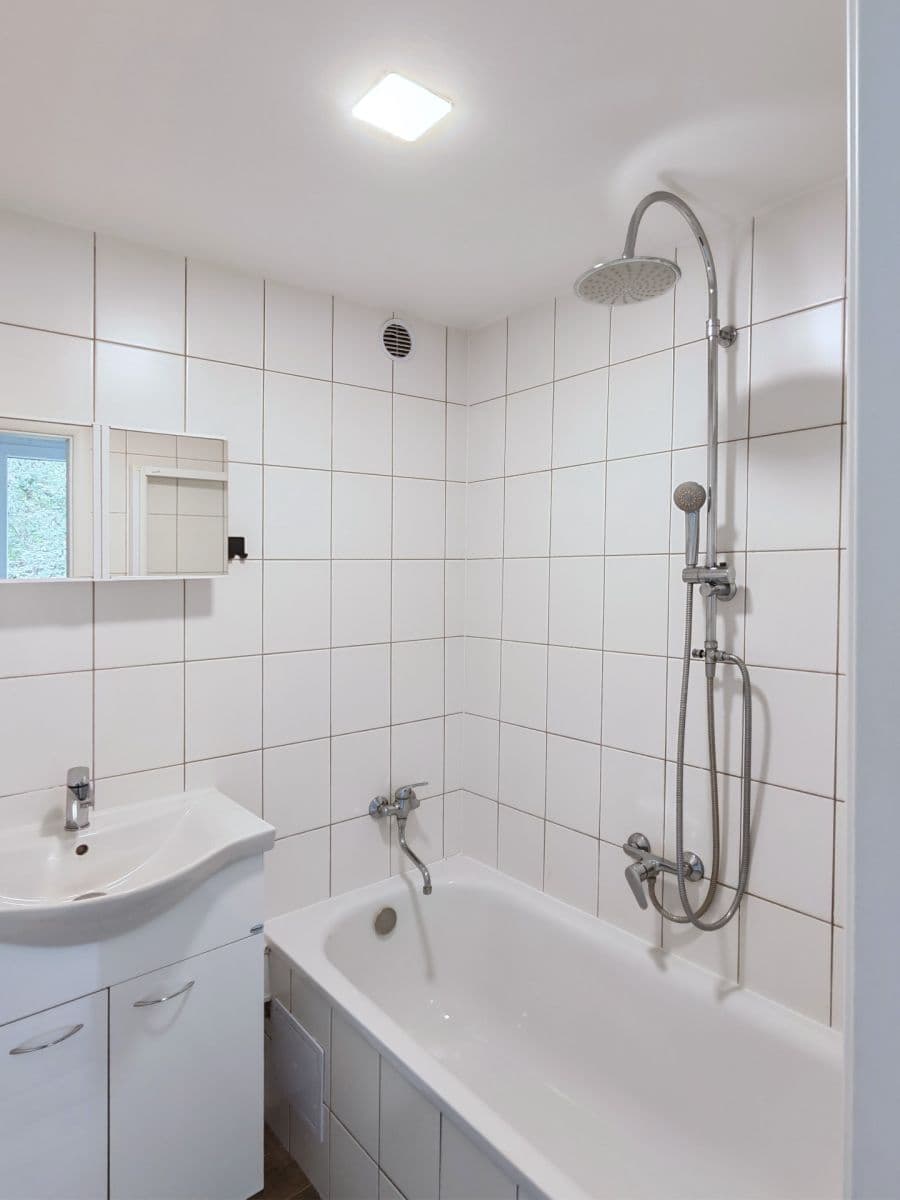 Pronájem bytu 2+1 56 m², Sibiřská, Aš, Karlovarský kraj Pronájem bytu 2+1 56 m², Sibiřská, Aš, Karlovarský kraj