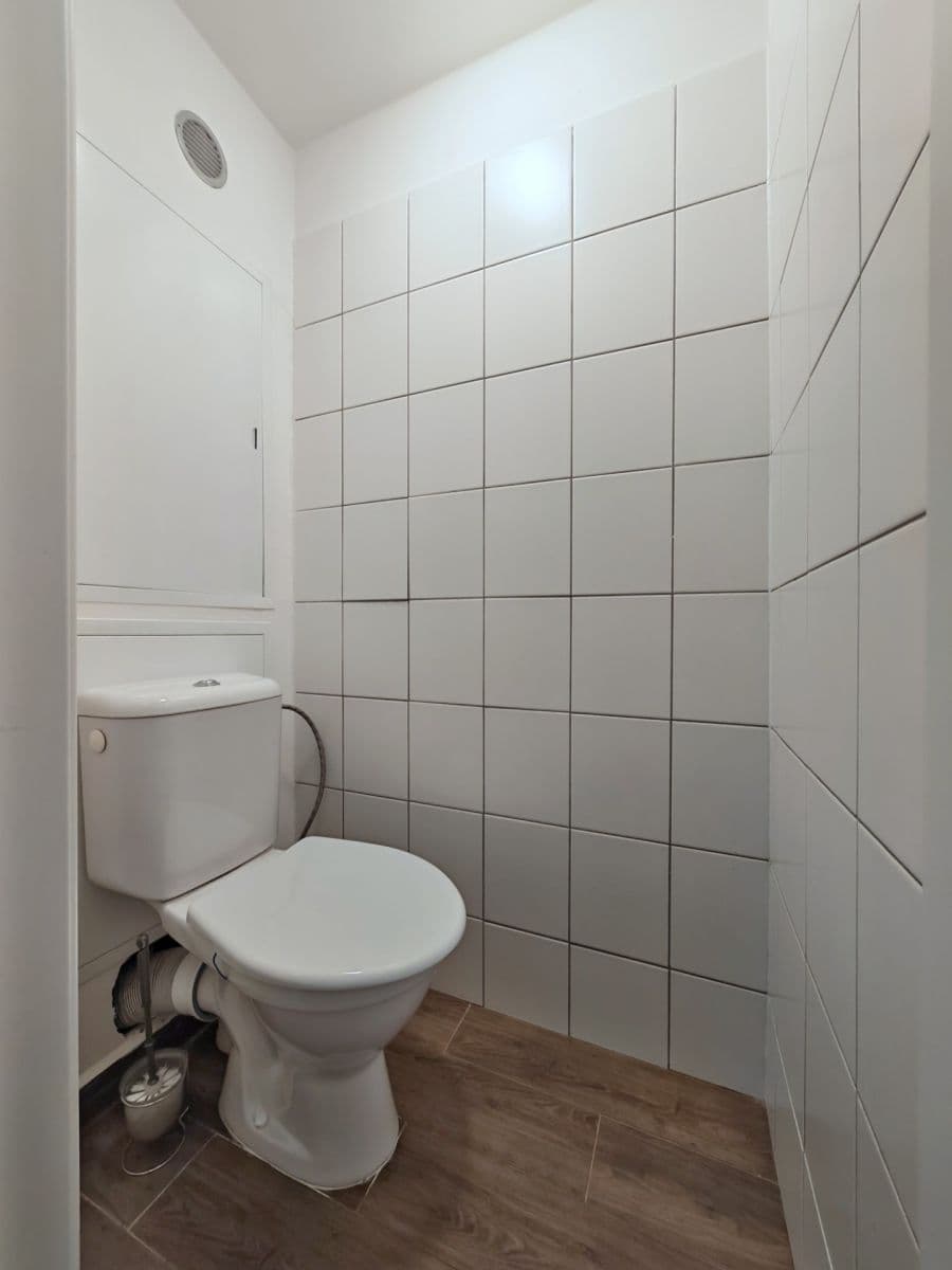 Pronájem bytu 2+1 56 m², Sibiřská, Aš, Karlovarský kraj Pronájem bytu 2+1 56 m², Sibiřská, Aš, Karlovarský kraj