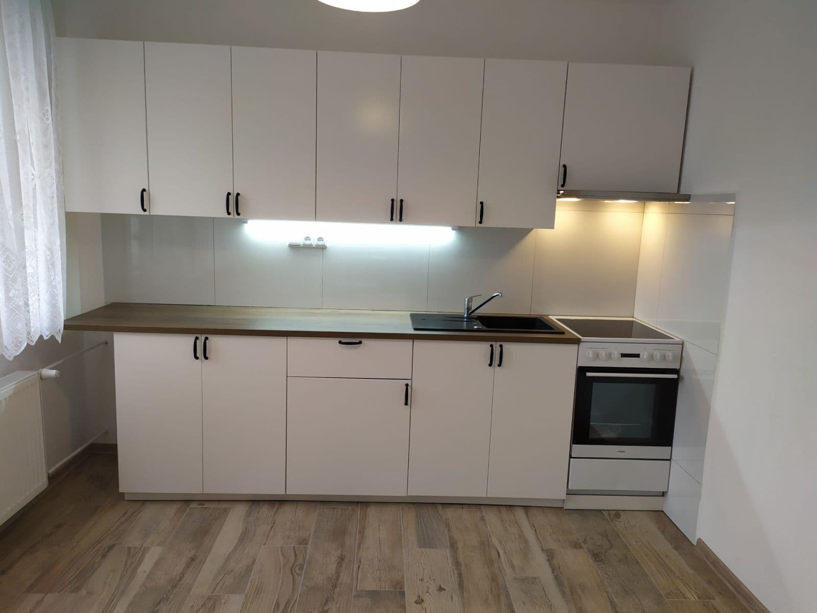 Pronájem bytu 1+1 37 m², Sokolovská, Tábor, Jihočeský kraj Pronájem bytu 1+1 37 m², Sokolovská, Tábor, Jihočeský kraj