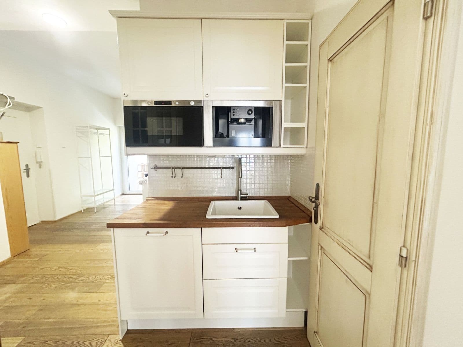 Pronájem bytu 2+kk 59 m², Plzeňská, Praha, Praha Pronájem bytu 2+kk 59 m², Plzeňská, Praha, Praha