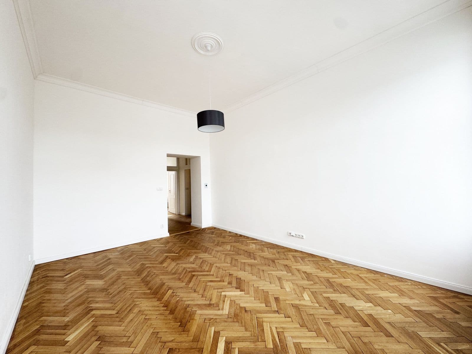 Pronájem bytu 2+kk 48 m², Hořejší nábřeží, Praha, Praha Pronájem bytu 2+kk 48 m², Hořejší nábřeží, Praha, Praha