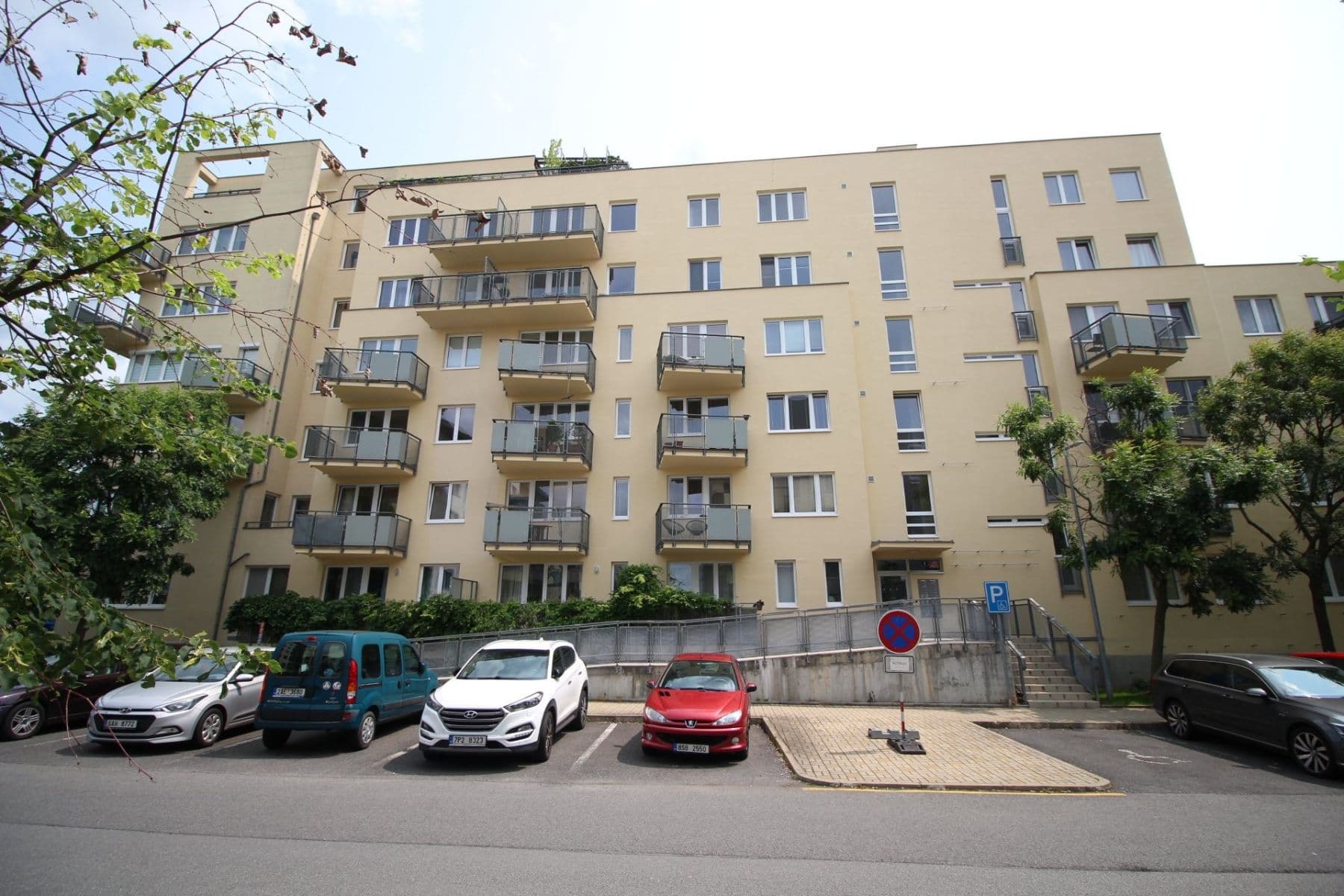 Pronájem bytu 1+kk 35 m², Rižská, Praha, Praha Pronájem bytu 1+kk 35 m², Rižská, Praha, Praha