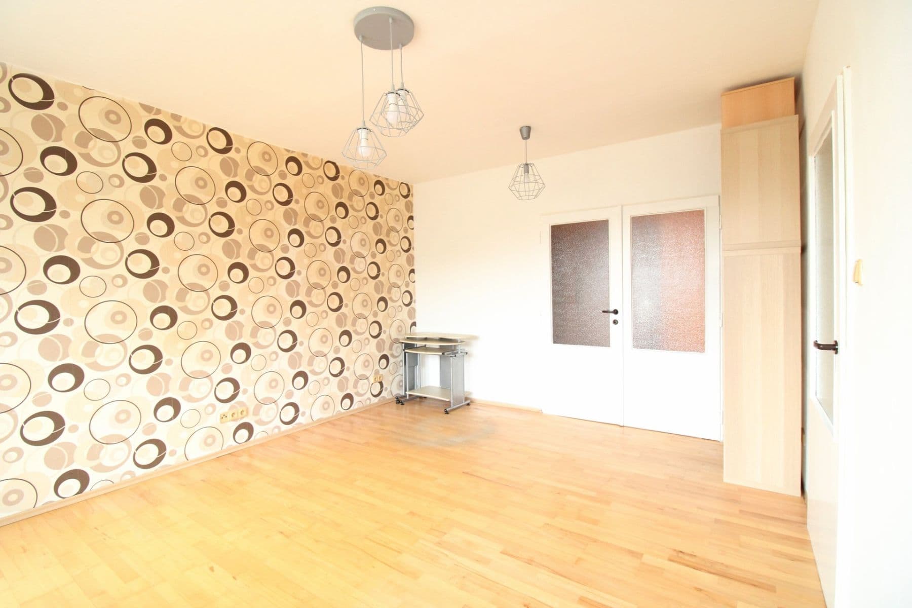 Pronájem bytu 2+kk 40 m², Poznaňská, Praha, Praha Pronájem bytu 2+kk 40 m², Poznaňská, Praha, Praha