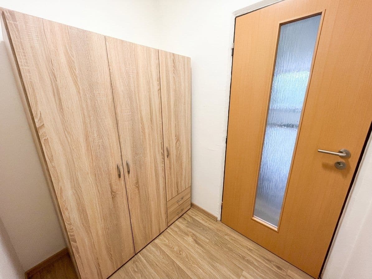 Pronájem bytu 1+kk 31 m², Jana Drdy, Příbram, Středočeský kraj Pronájem bytu 1+kk 31 m², Jana Drdy, Příbram, Středočeský kraj