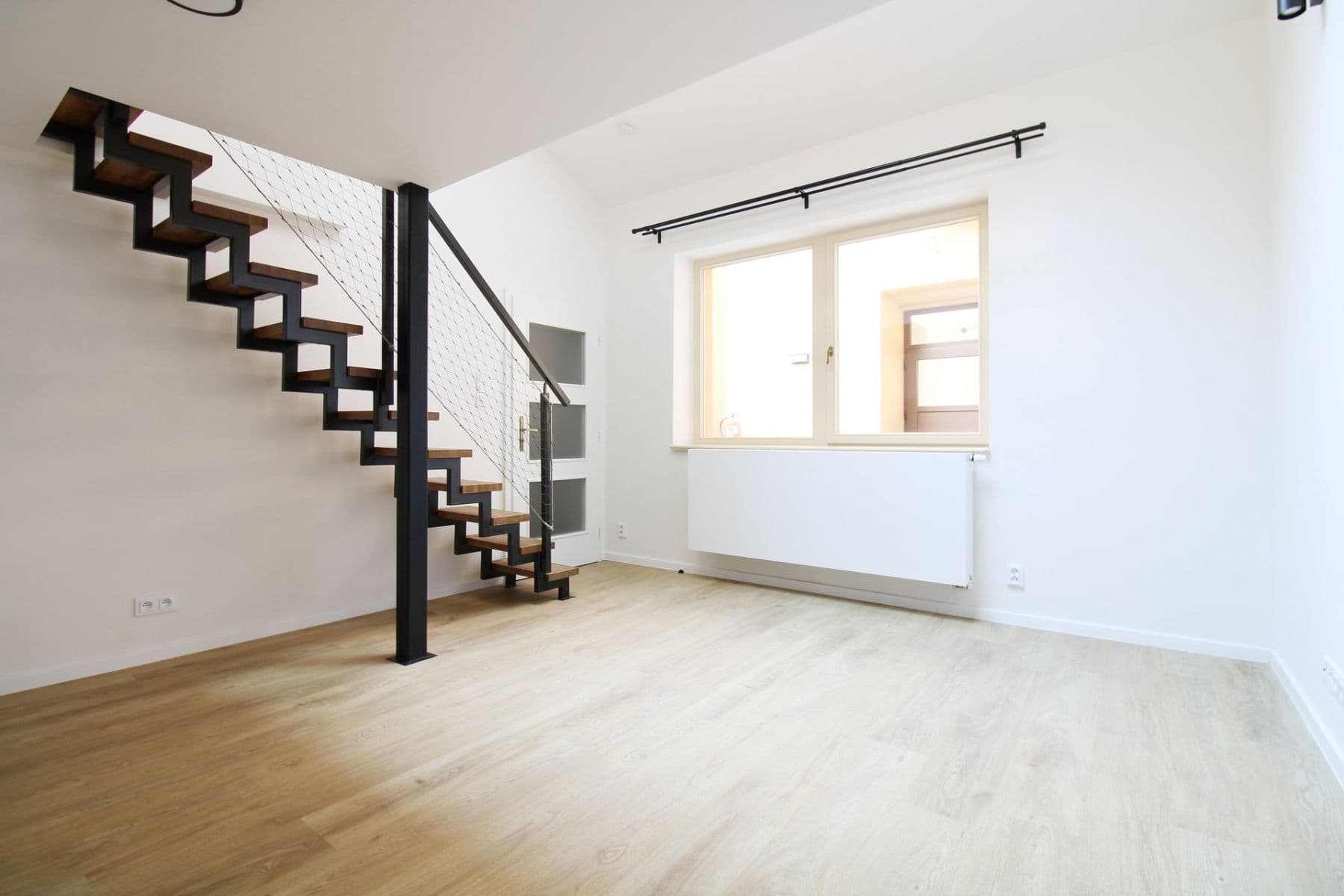 Pronájem bytu 2+kk 45 m², Chlumova, Praha, Praha Pronájem bytu 2+kk 45 m², Chlumova, Praha, Praha
