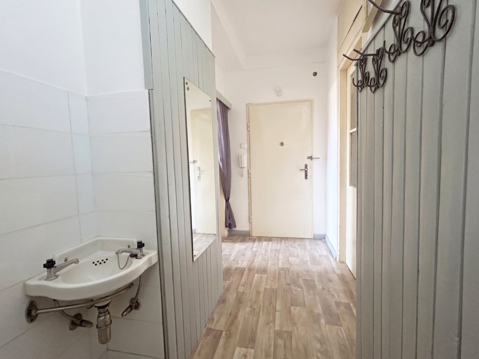 Pronájem bytu 2+1 73 m², Milady Horákové, Praha, Praha Pronájem bytu 2+1 73 m², Milady Horákové, Praha, Praha