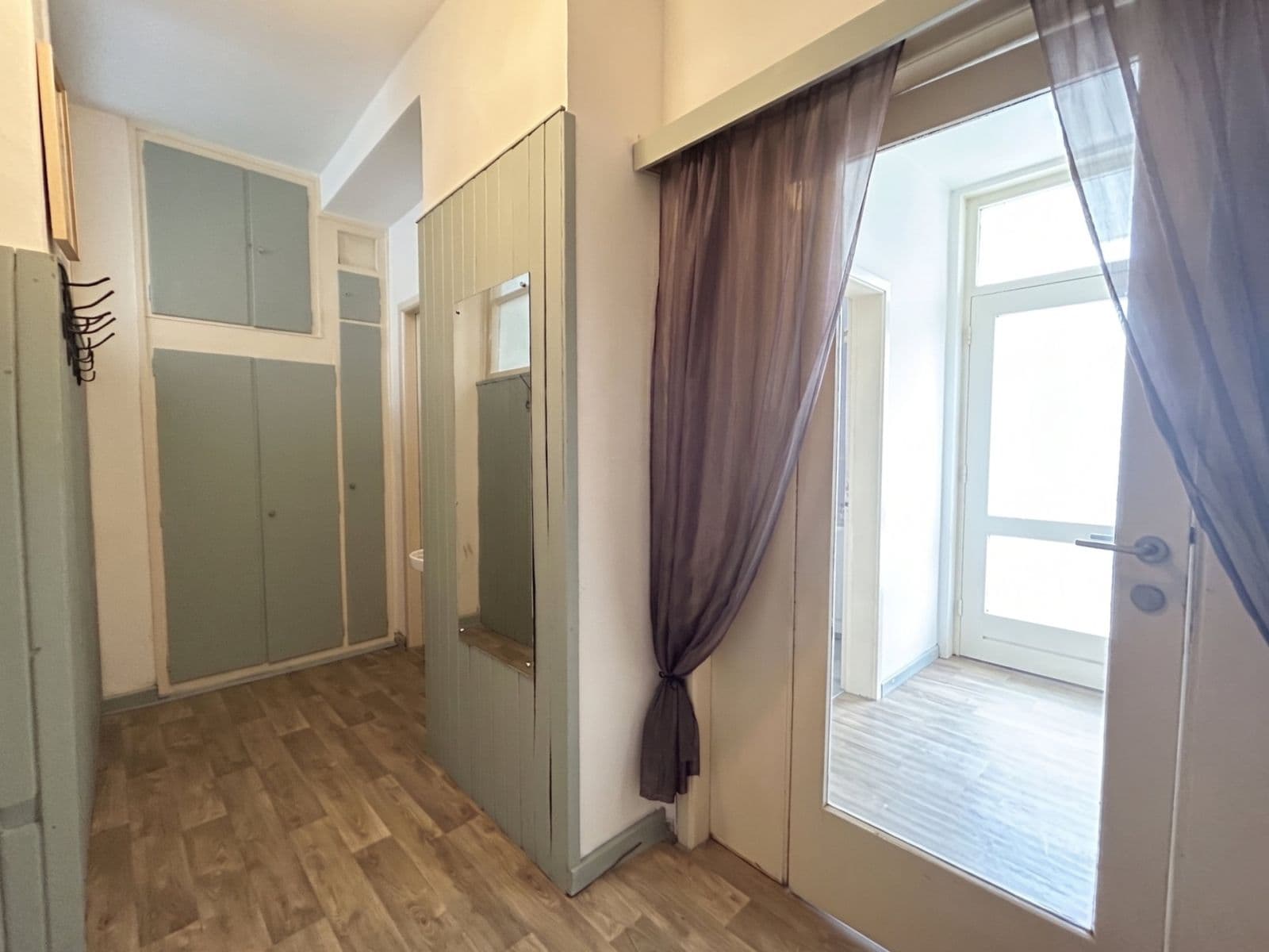 Pronájem bytu 2+1 73 m², Milady Horákové, Praha, Praha Pronájem bytu 2+1 73 m², Milady Horákové, Praha, Praha