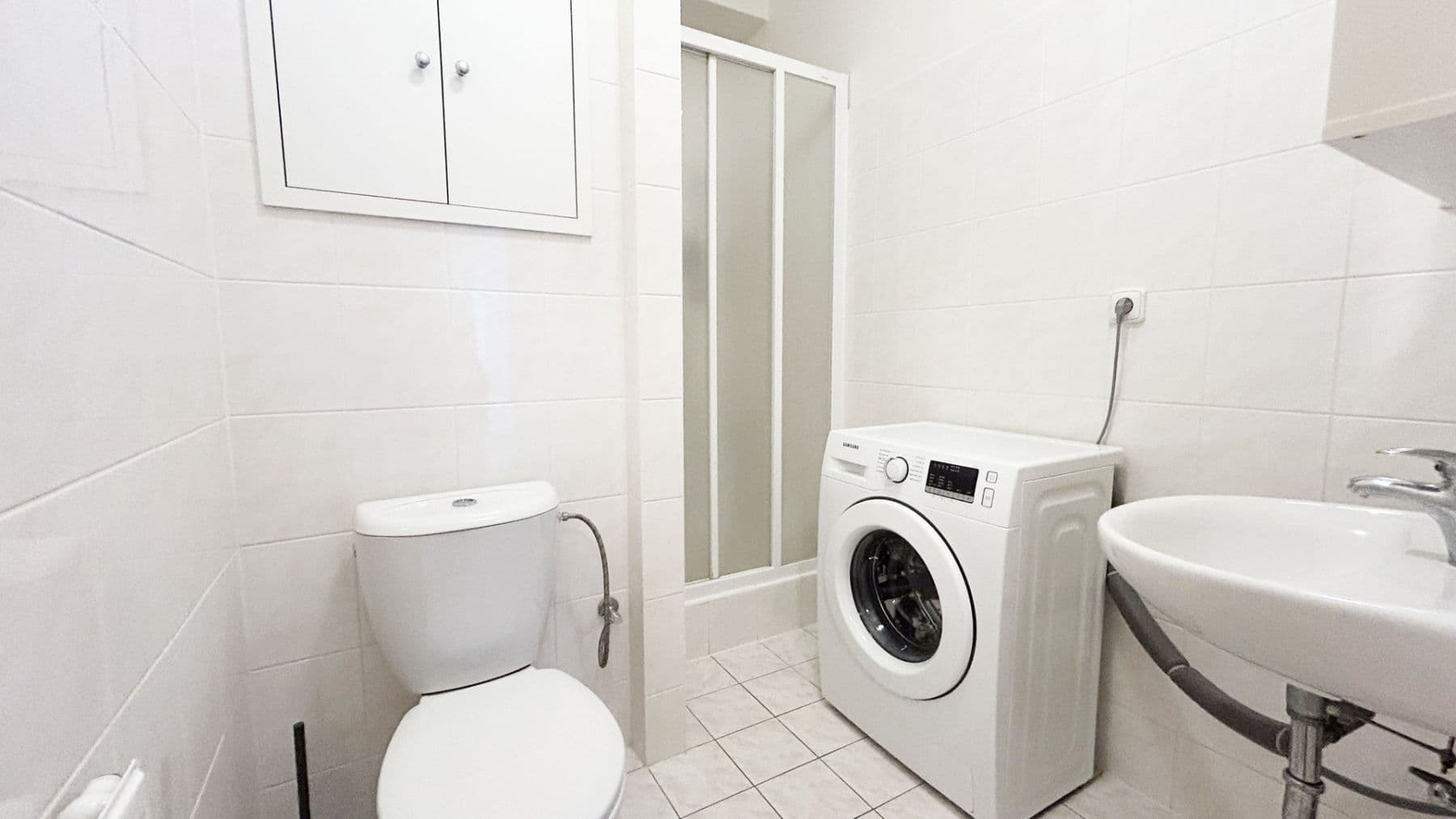 Pronájem bytu 3+kk 42 m², Moskevská, Kladno, Středočeský kraj Pronájem bytu 3+kk 42 m², Moskevská, Kladno, Středočeský kraj