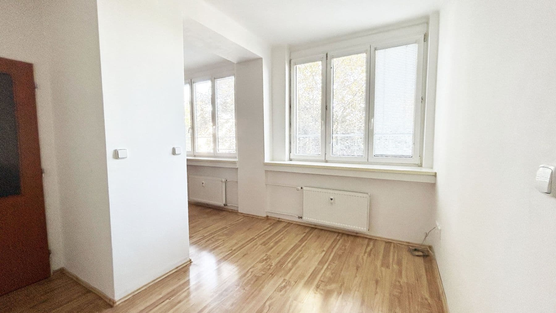 Pronájem bytu 3+kk 42 m², Moskevská, Kladno, Středočeský kraj Pronájem bytu 3+kk 42 m², Moskevská, Kladno, Středočeský kraj