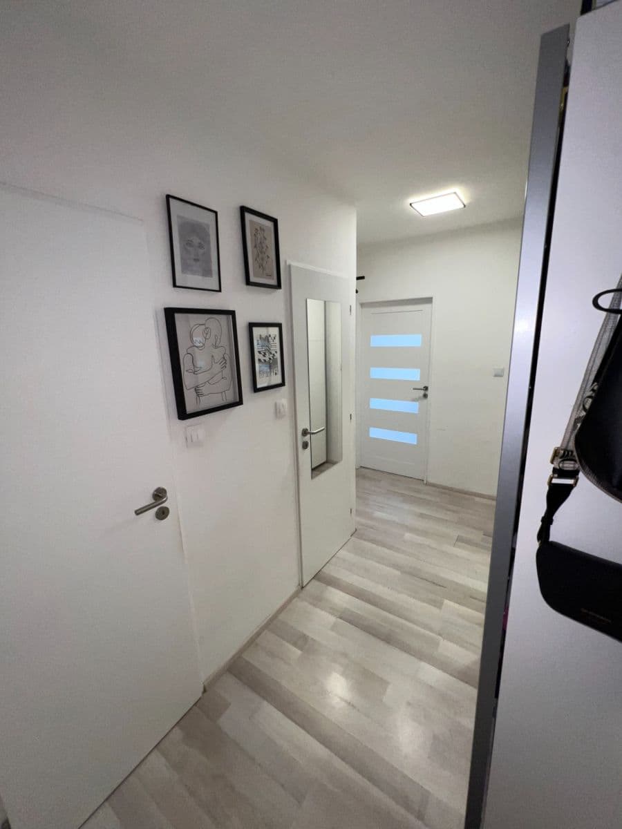 Pronájem bytu 2+kk 48 m², Malkovského, Praha, Praha Pronájem bytu 2+kk 48 m², Malkovského, Praha, Praha