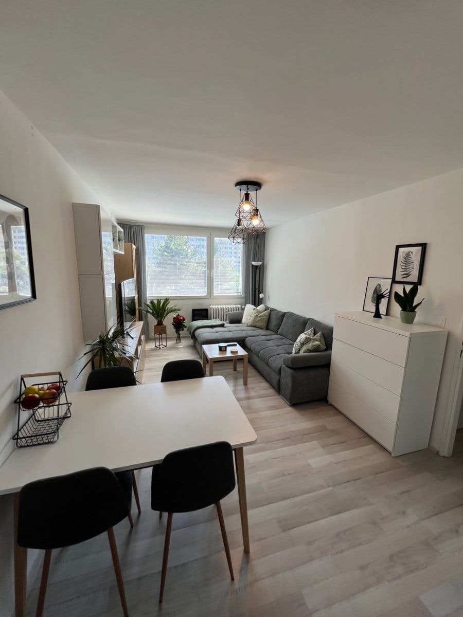 Pronájem bytu 2+kk 48 m², Malkovského, Praha, Praha Pronájem bytu 2+kk 48 m², Malkovského, Praha, Praha