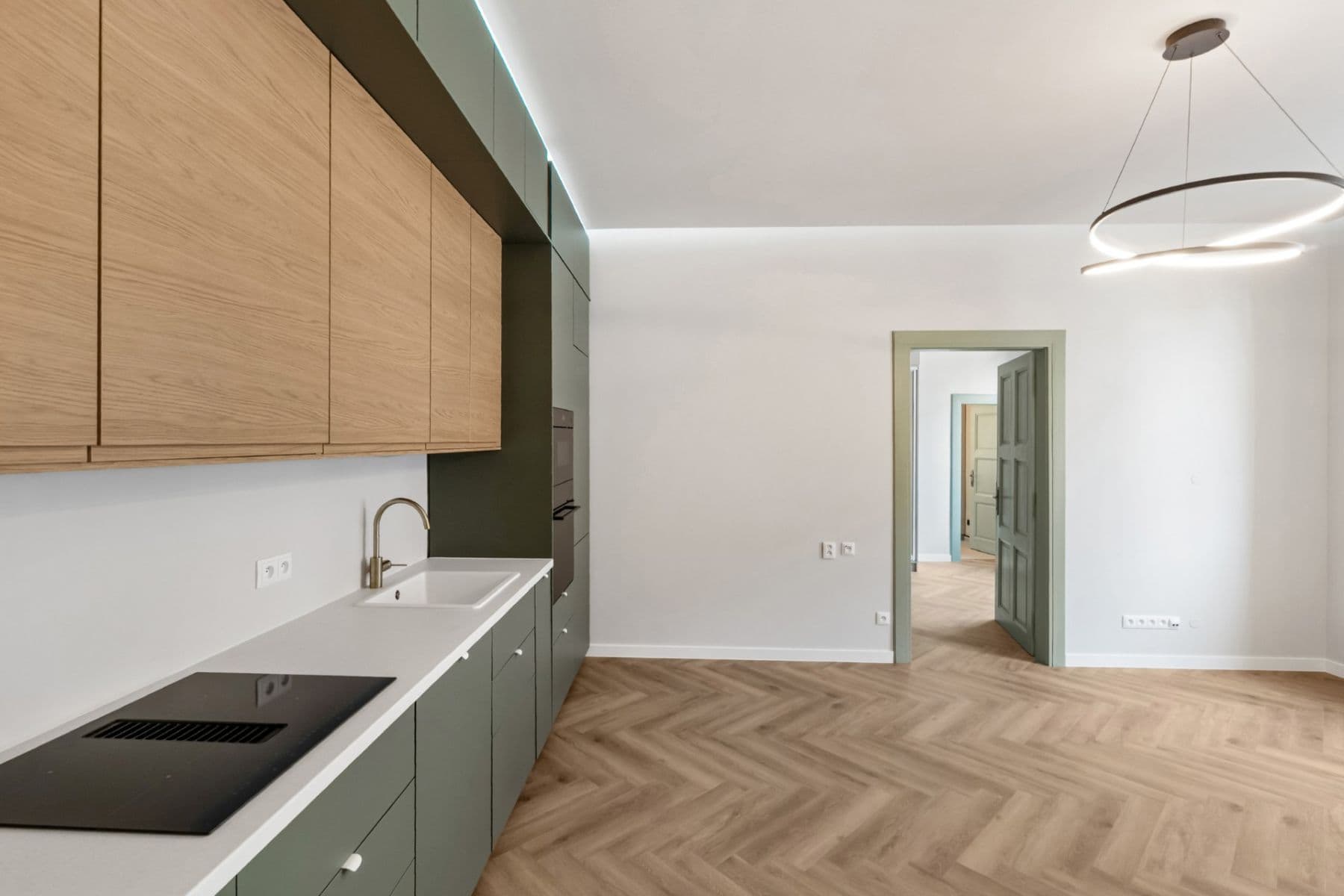 Prodej bytu 2+kk 65 m², Hůlkova, Praha, Praha Prodej bytu 2+kk 65 m², Hůlkova, Praha, Praha