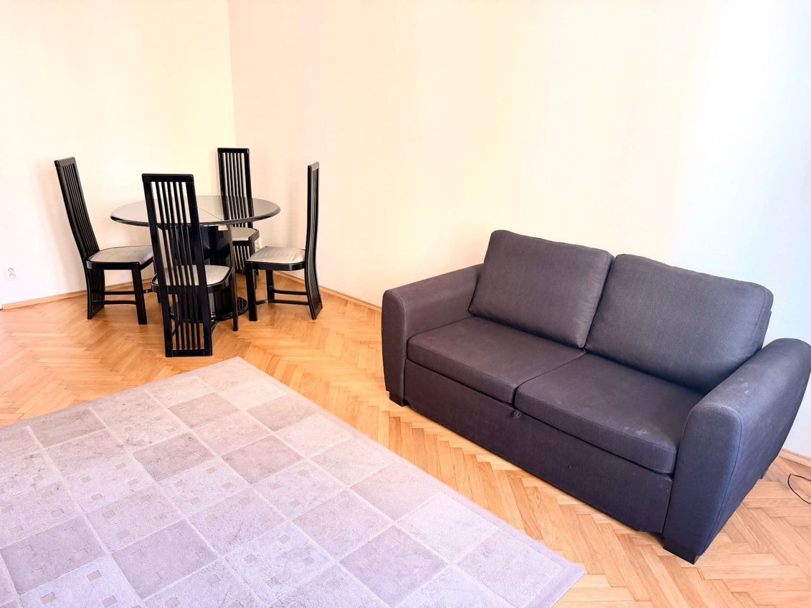 Pronájem bytu 2+kk 51 m², Biskupcova, Praha, Praha Pronájem bytu 2+kk 51 m², Biskupcova, Praha, Praha