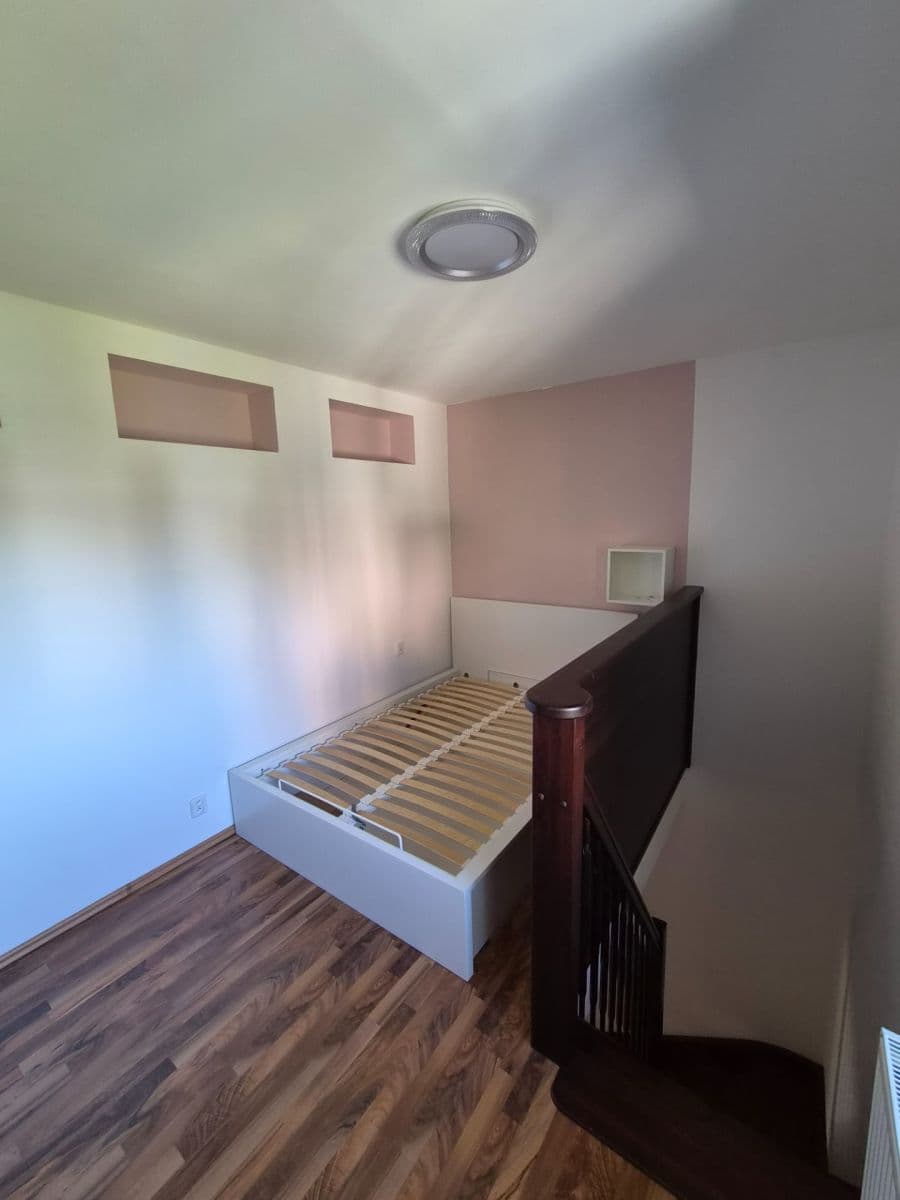 Pronájem bytu 2+kk 46 m², Khodlova, Praha, Praha Pronájem bytu 2+kk 46 m², Khodlova, Praha, Praha