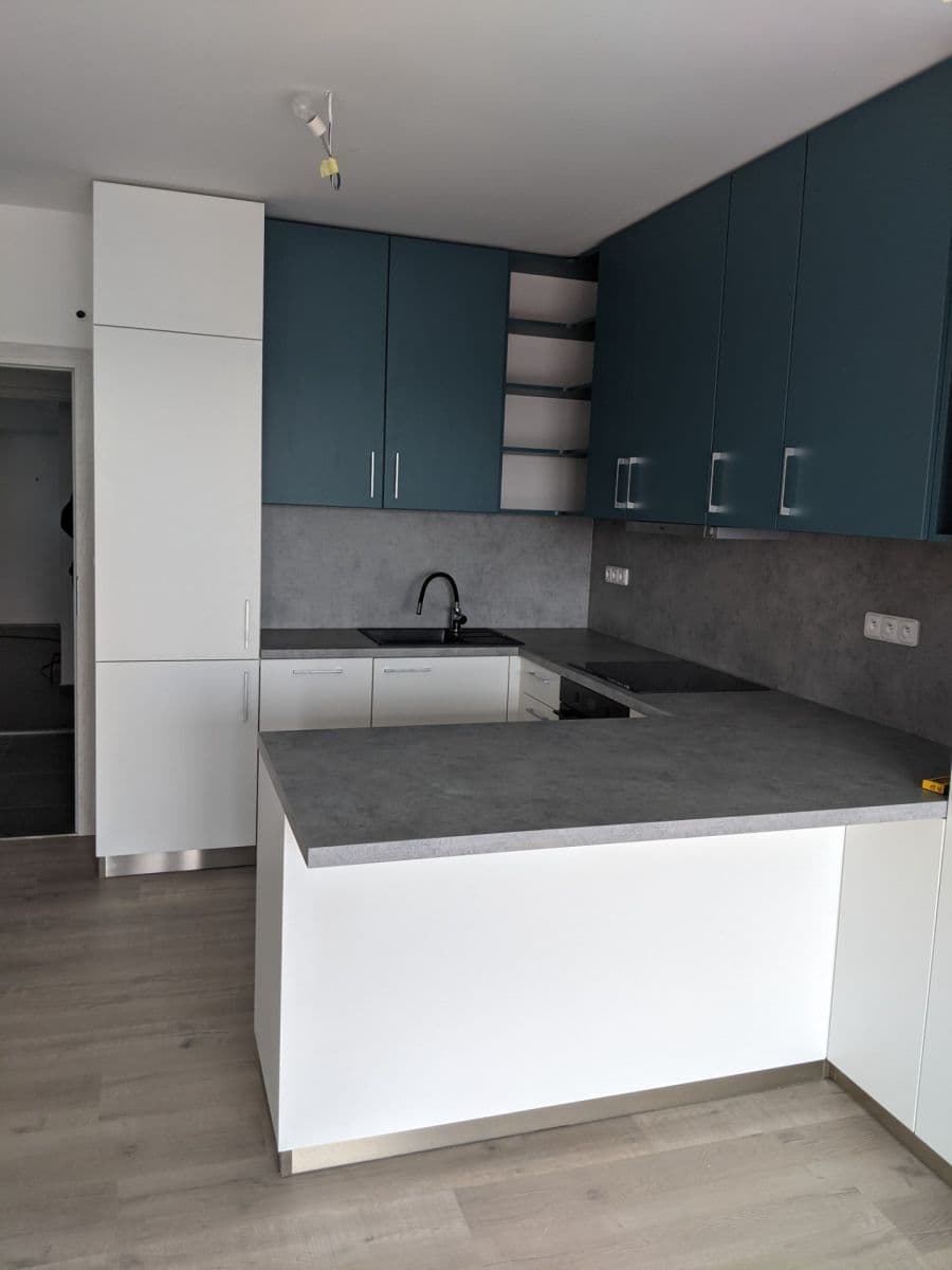 Pronájem bytu 1+kk 30 m², Francouzská, Brno, Jihomoravský kraj Pronájem bytu 1+kk 30 m², Francouzská, Brno, Jihomoravský kraj