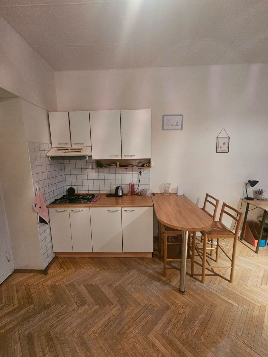 Pronájem bytu Garsoniéra 31 m², Prosecká, Praha, Praha Pronájem bytu Garsoniéra 31 m², Prosecká, Praha, Praha