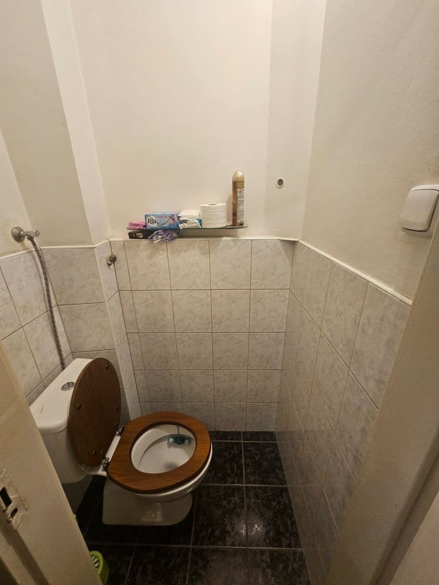 Pronájem bytu Garsoniéra 31 m², Prosecká, Praha, Praha Pronájem bytu Garsoniéra 31 m², Prosecká, Praha, Praha
