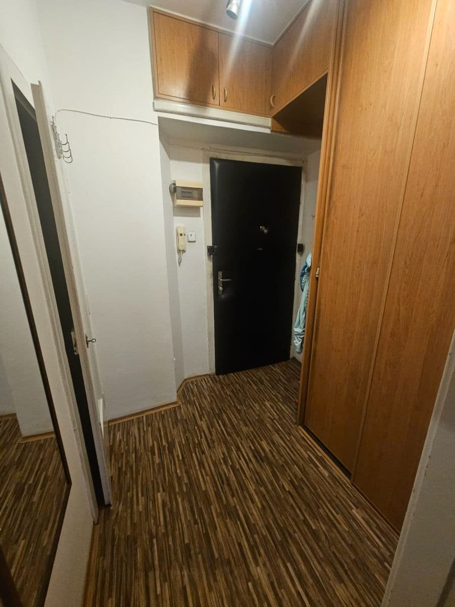 Pronájem bytu Garsoniéra 31 m², Prosecká, Praha, Praha Pronájem bytu Garsoniéra 31 m², Prosecká, Praha, Praha