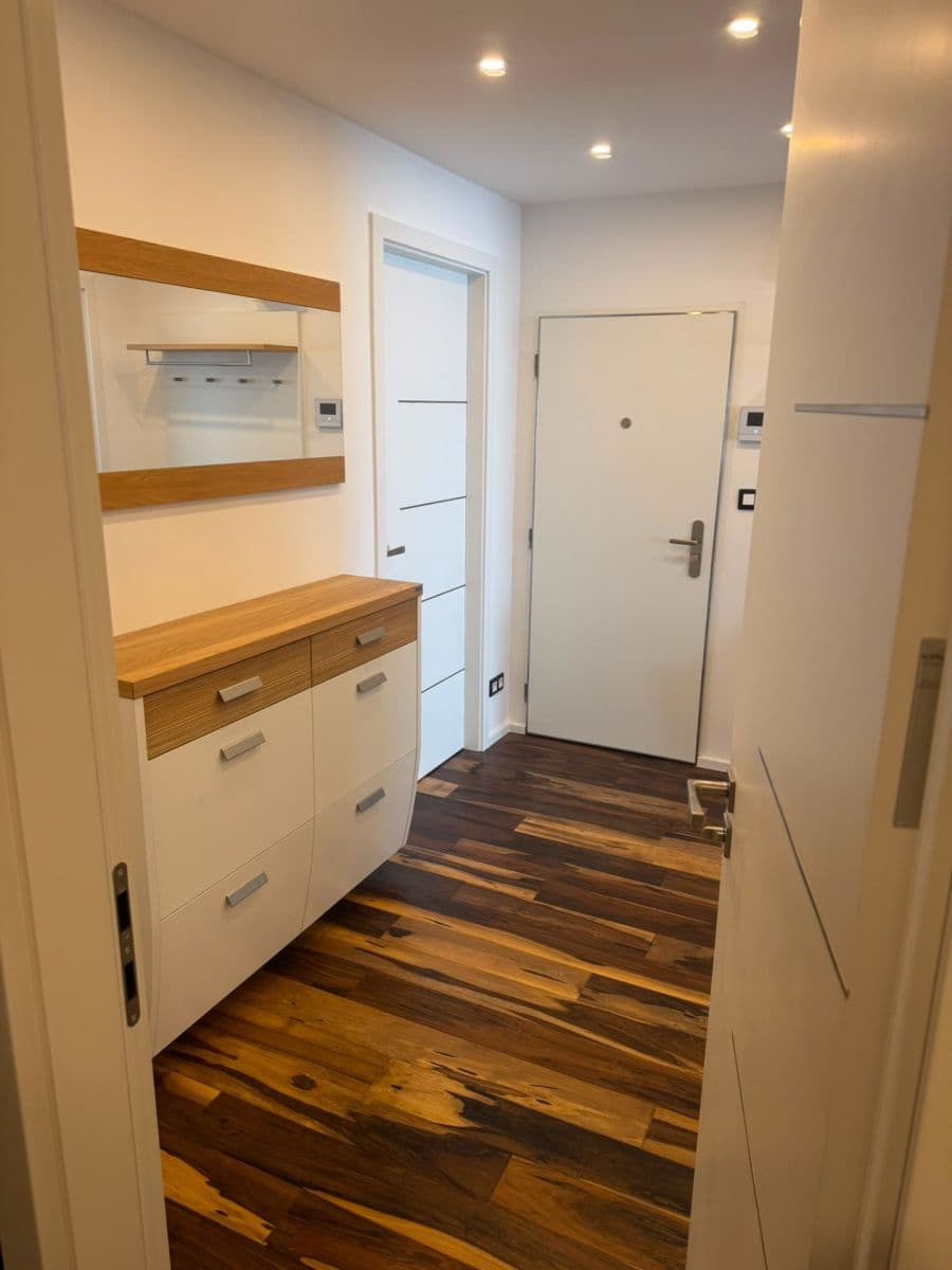 Pronájem bytu 3+kk 70 m², Pujmanové, Praha, Praha Pronájem bytu 3+kk 70 m², Pujmanové, Praha, Praha