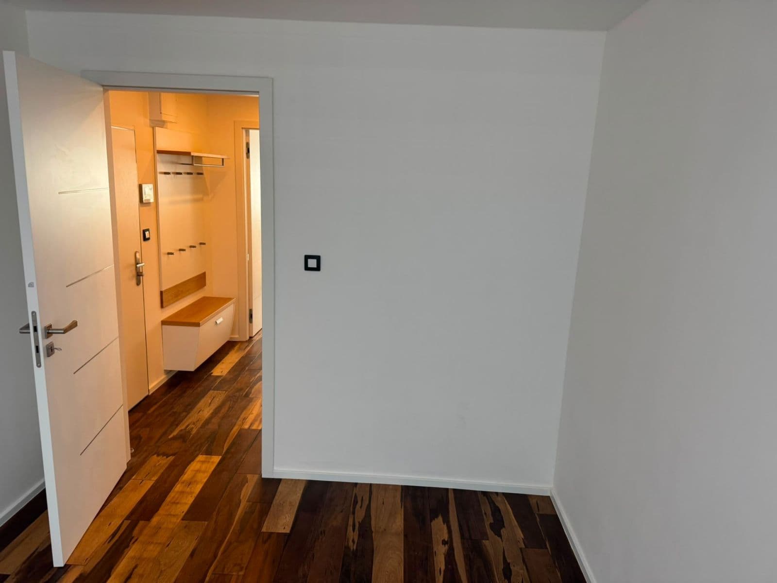 Pronájem bytu 3+kk 70 m², Pujmanové, Praha, Praha Pronájem bytu 3+kk 70 m², Pujmanové, Praha, Praha