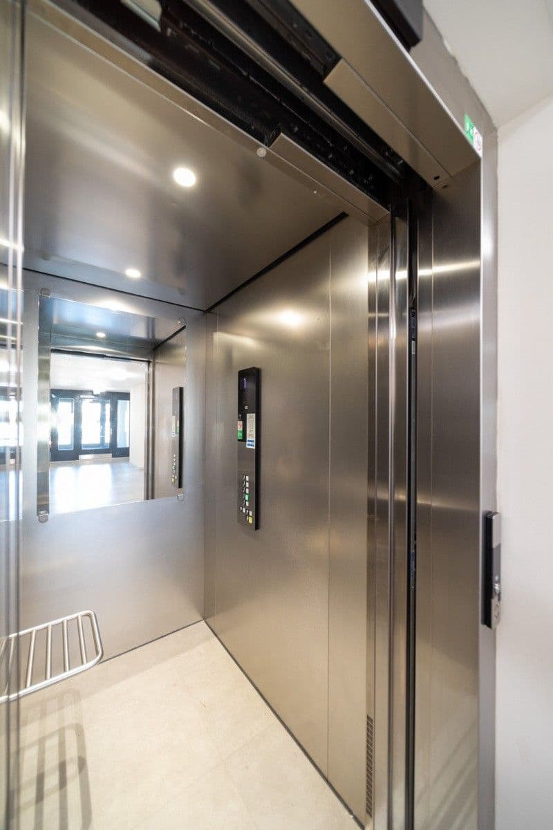 Pronájem bytu 2+kk 55 m², Žižkova, Horoměřice, Středočeský kraj Pronájem bytu 2+kk 55 m², Žižkova, Horoměřice, Středočeský kraj