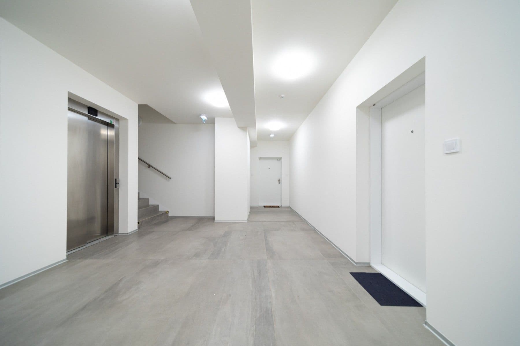 Pronájem bytu 2+kk 55 m², Žižkova, Horoměřice, Středočeský kraj Pronájem bytu 2+kk 55 m², Žižkova, Horoměřice, Středočeský kraj