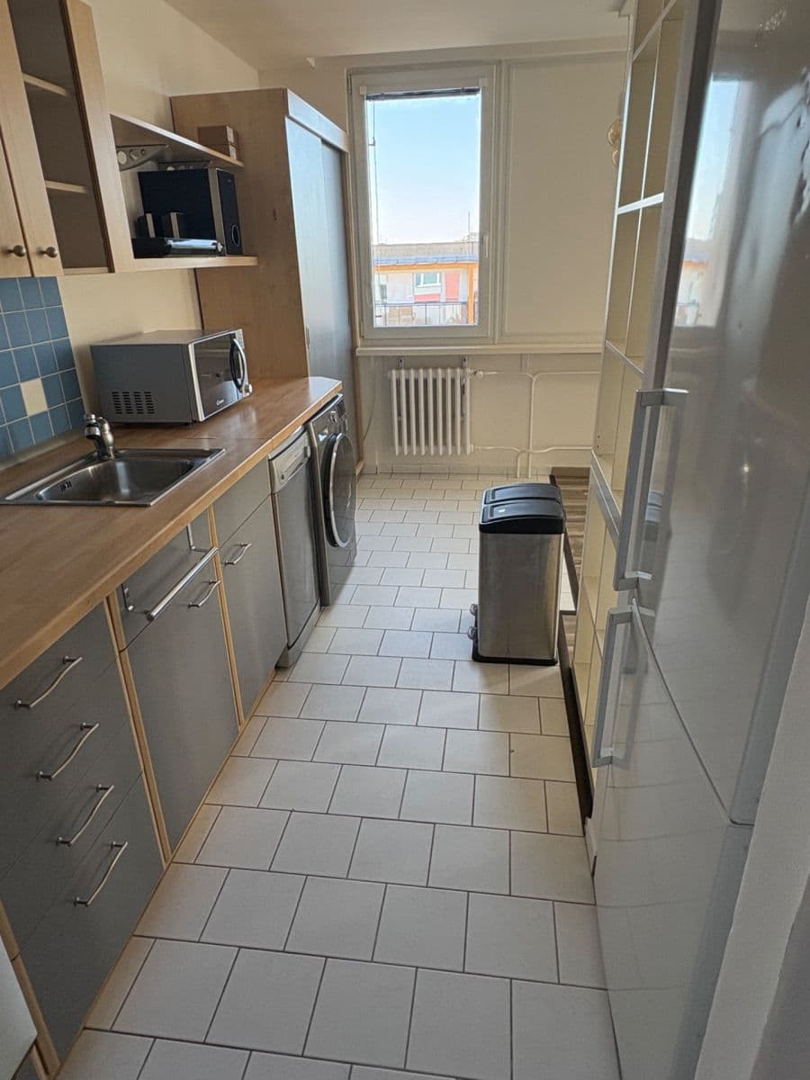 Pronájem bytu 3+kk 66 m², Na rovinách, Praha, Praha Pronájem bytu 3+kk 66 m², Na rovinách, Praha, Praha