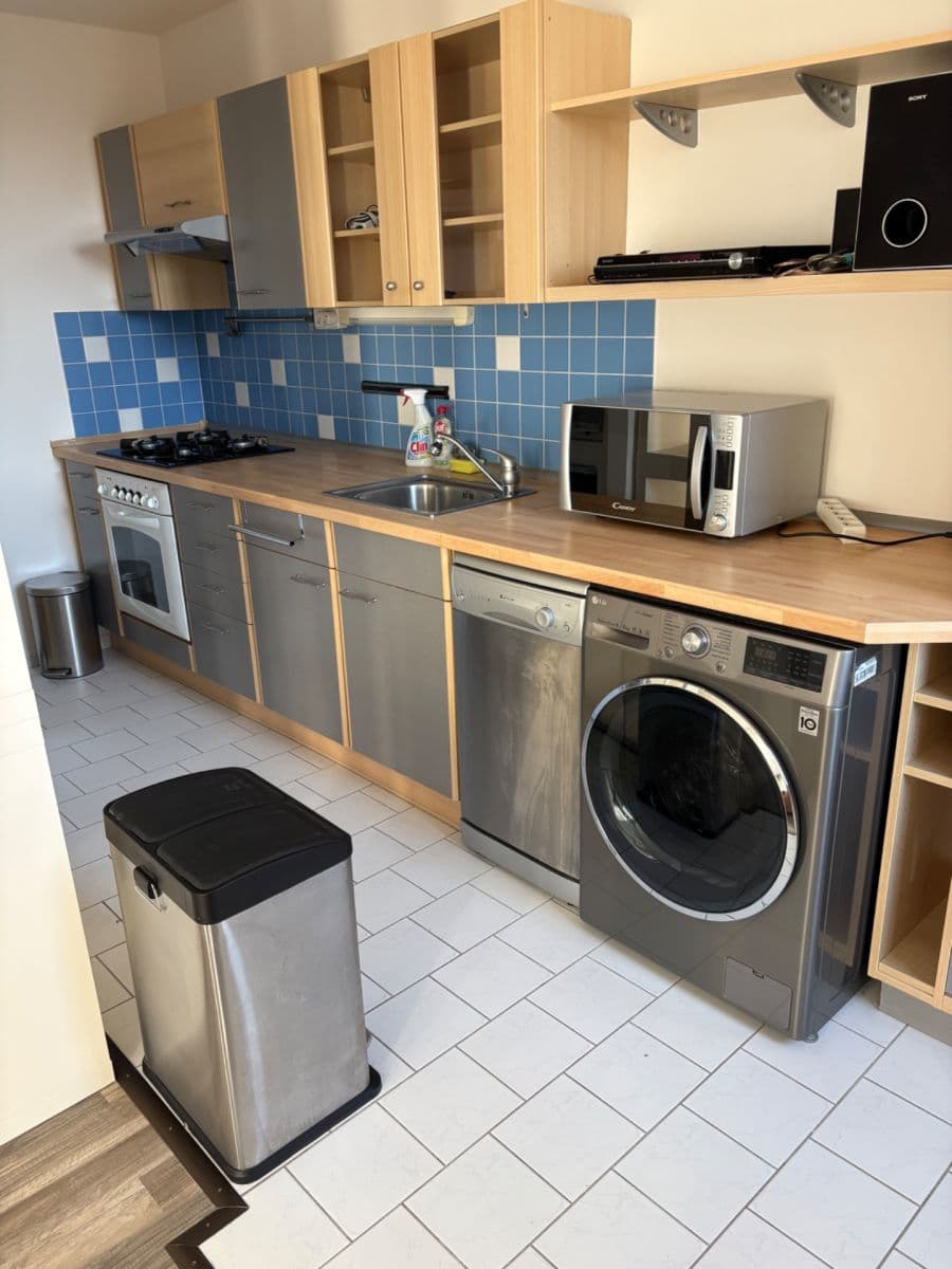 Pronájem bytu 3+kk 66 m², Na rovinách, Praha, Praha Pronájem bytu 3+kk 66 m², Na rovinách, Praha, Praha
