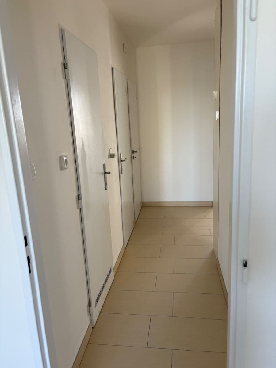Pronájem bytu 3+kk 66 m², Na rovinách, Praha, Praha Pronájem bytu 3+kk 66 m², Na rovinách, Praha, Praha