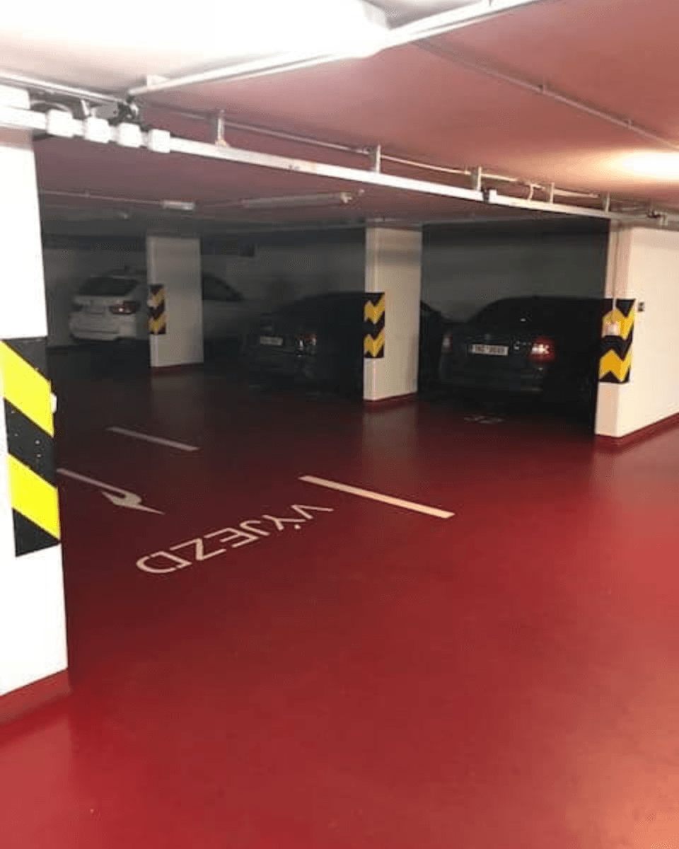 Prodej garáže 15 m², Pelušková, Praha, Praha Prodej garáže 15 m², Pelušková, Praha, Praha