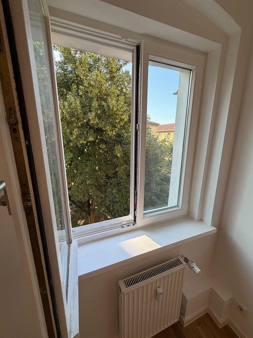 Prodej bytu 3+1 66 m², Sültstraße 60, Berlin, Berlín Prodej bytu 3+1 66 m², Sültstraße 60, Berlin, Berlín