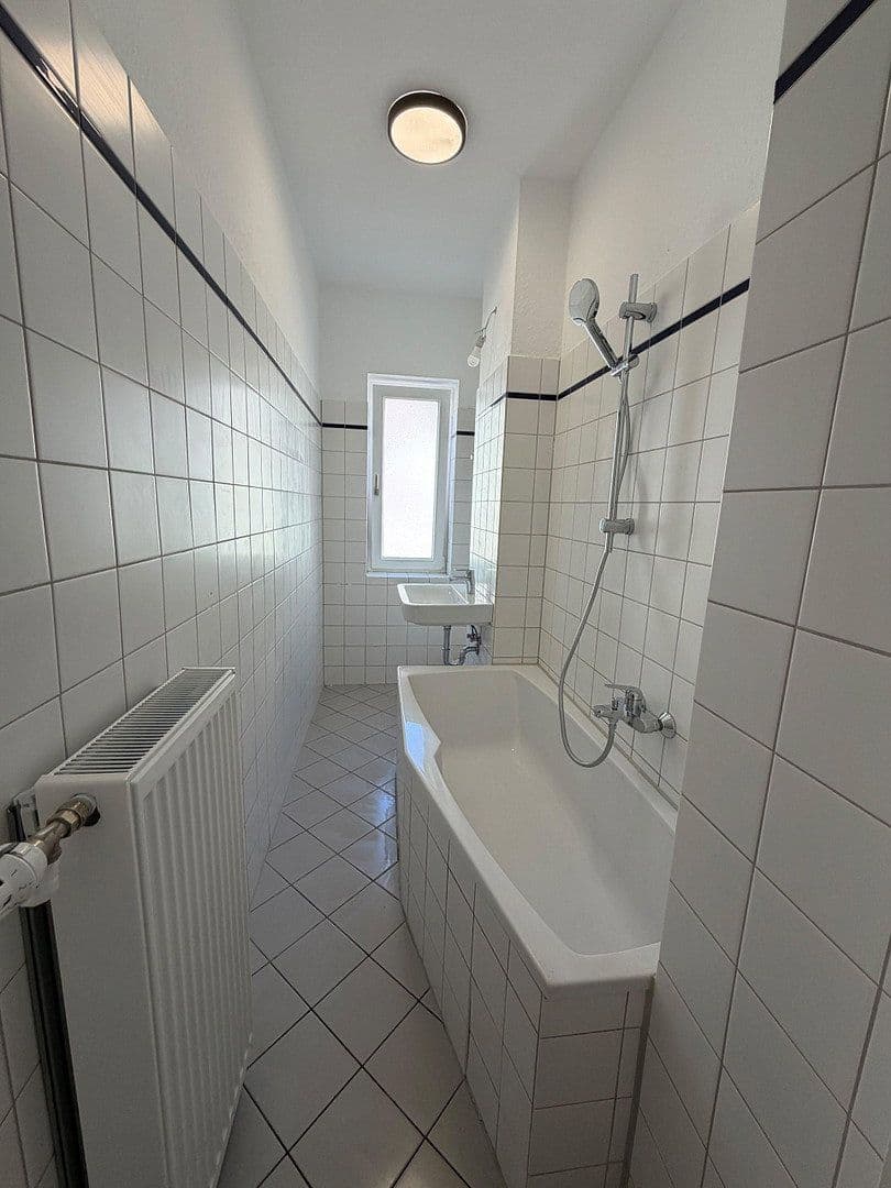 Prodej bytu 3+1 66 m², Sültstraße 60, Berlin, Berlín Prodej bytu 3+1 66 m², Sültstraße 60, Berlin, Berlín